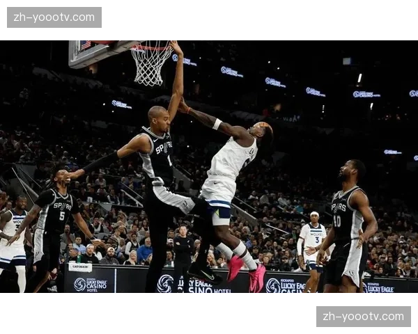 文班亚马56%命中率轰下38分 自2000年奥尼尔后首人数据 文班亚马56%命中率轰下38分 自2000年奥尼尔后首人数据